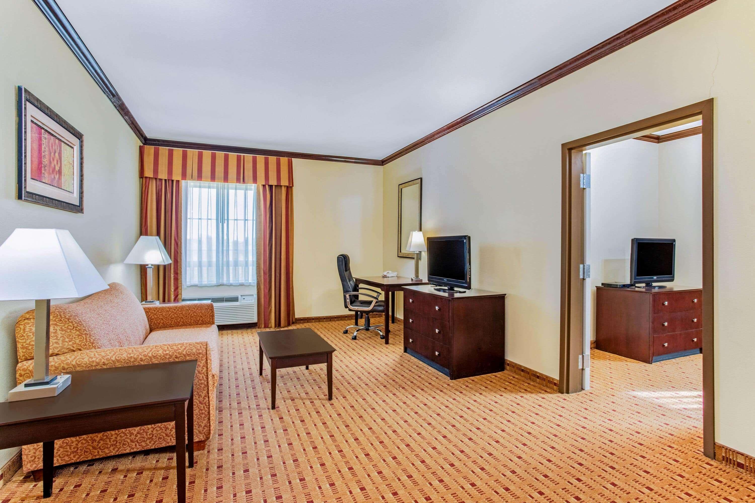 La Quinta By Wyndham Ennis Hotel Екстериор снимка